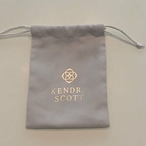 Kendra Scott dust bag small